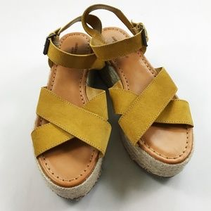 American Eagle Outfitters Yellow Suede Sandals